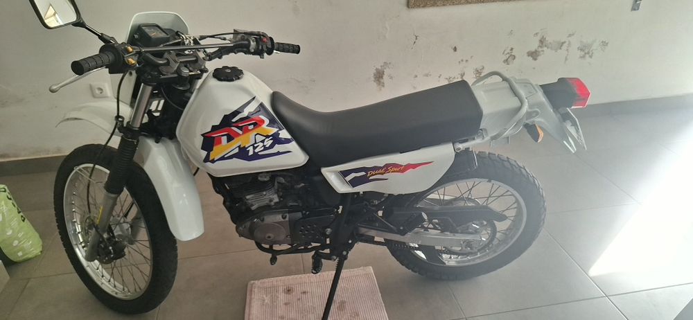 Vendo suzuki Dr125 bom estado de conservação..