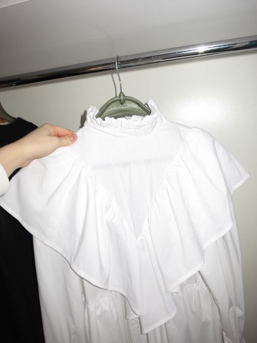 Сукня з рюшами дуже  стильна