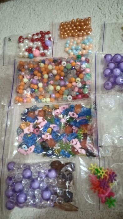 Бусины разные для рукоделия цена за лот