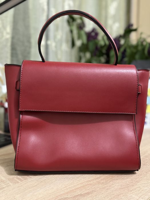 Сумка червона