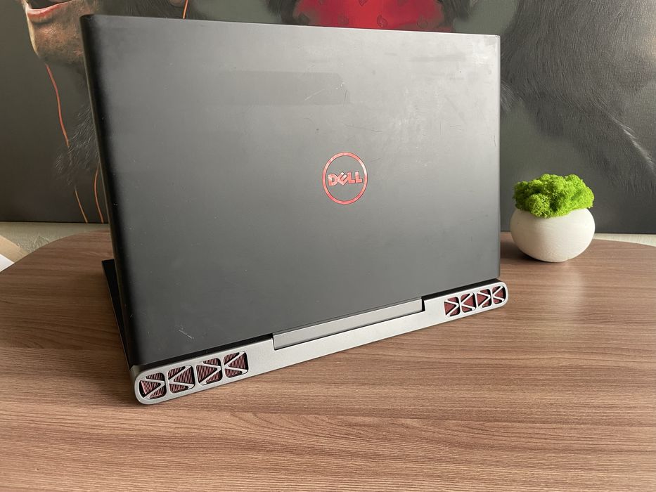 35.Ігровий Dell 4K матриця/Core i7-7700HQ/RAM 16GB/240 SSD/Intel HD+GeForce GTX 1050 Ti 4 GB