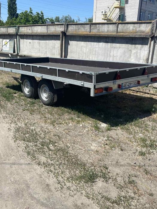 Тільки в нас Причіп двовісний цинк бакеліт