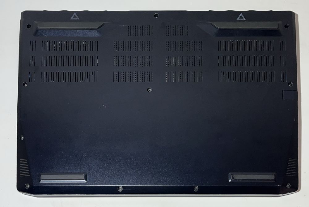 Acer Predator Triton 300 15.6” i7-11800H/32GB/512SSD/RTX3060/FHD 144Hz