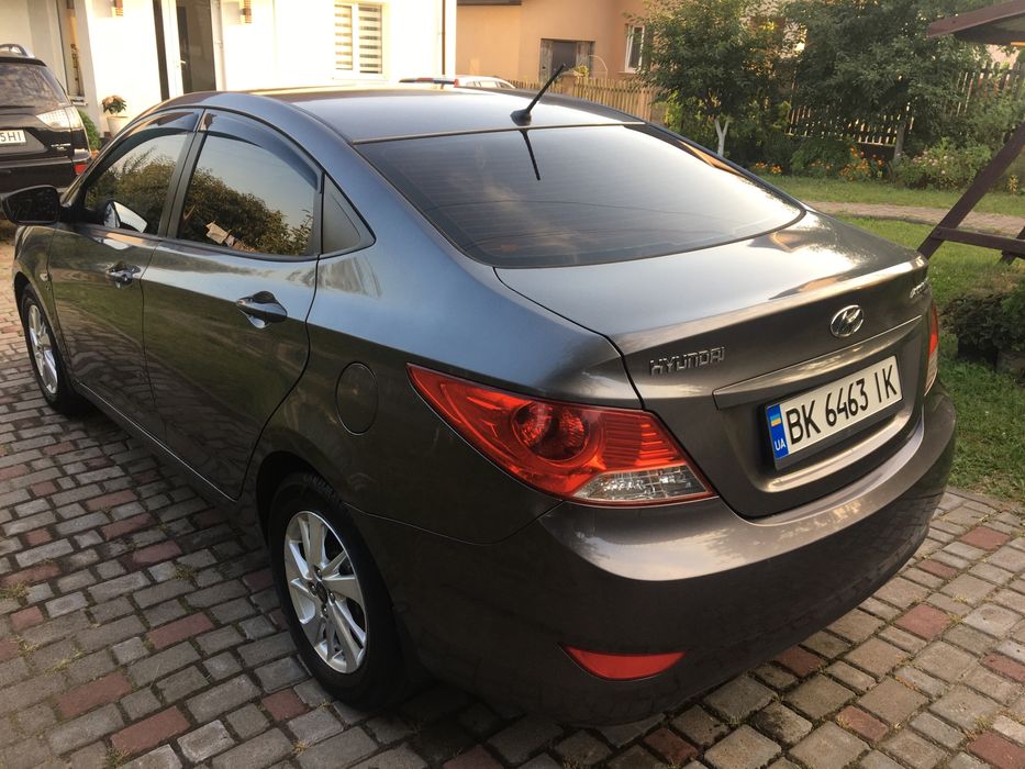 Акцент 2011 1.6 газ/бензин