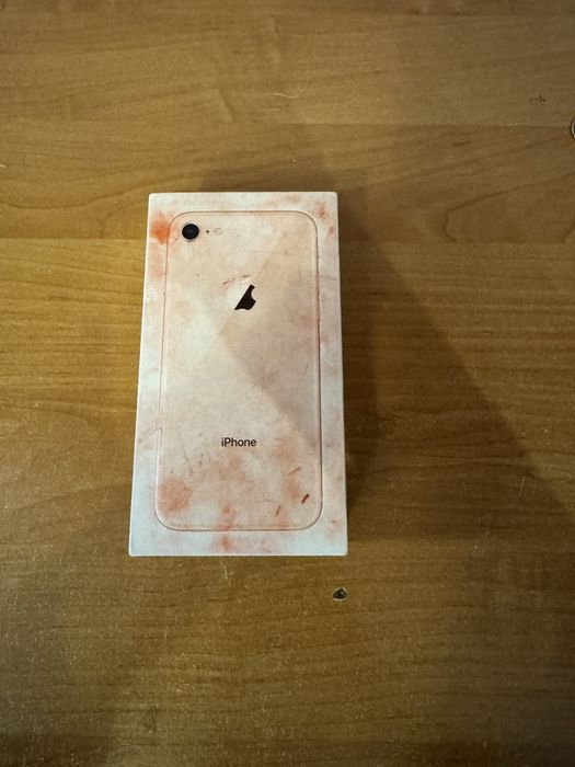 Iphone 8 з коробкою