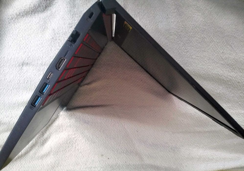 Acer Nitro 5 i5-9300H/8GB/512/Win11 GTX1650 IPS N18C3