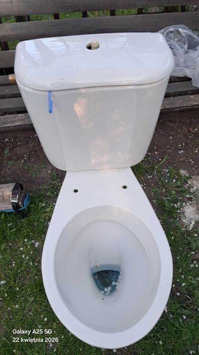 Miska WC z spłuczką