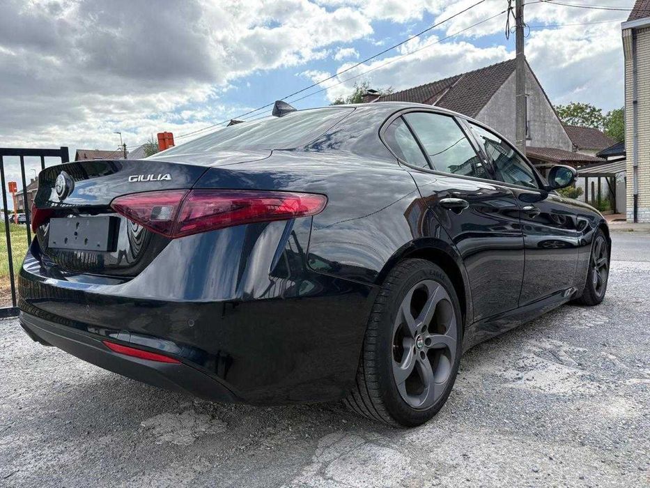 Alfa Romeo Giulia 2.2  2018