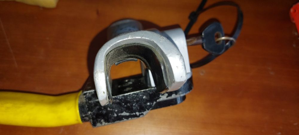Kit anti-furto para volante | Maia