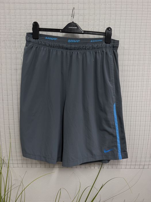 Оригінальні спортивні чоловічі шорті Nike монограмні
