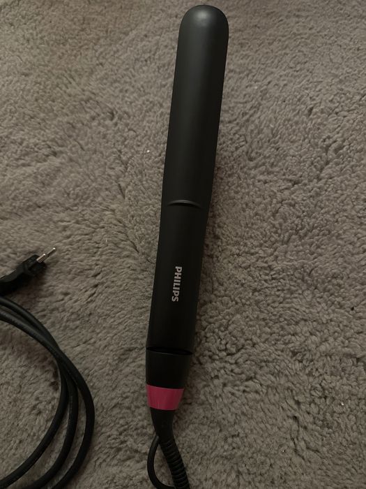 Placa de alisar o cabelo semi nova