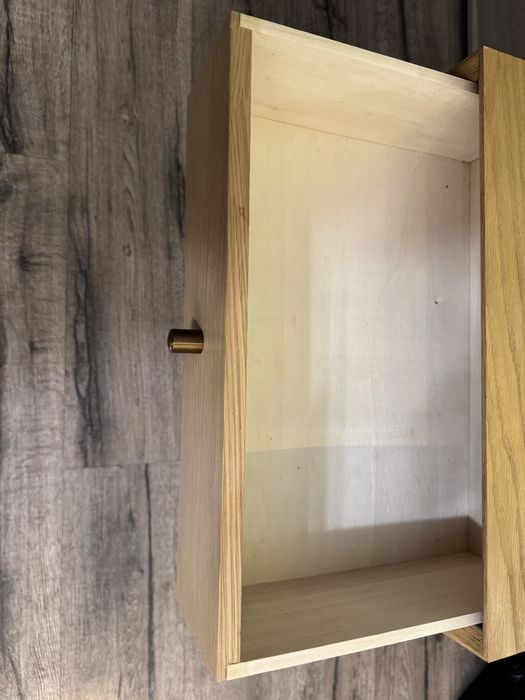 Stolik nocny HOKKSUND 1 szuflada naturalny dąb