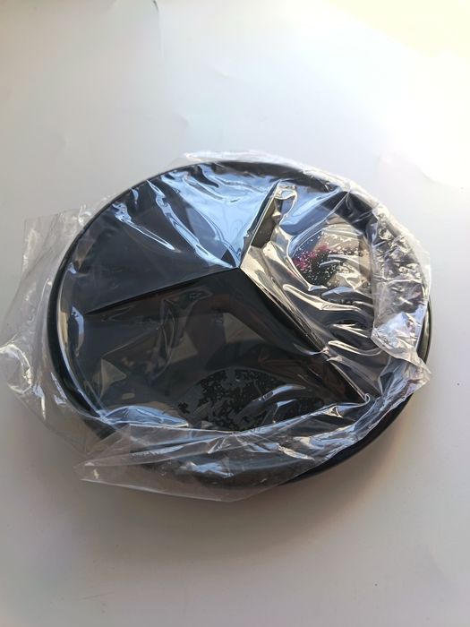 Emblemat Gwiazda Mercedes-Benz Atrapy Przód Gloss Black Czarny Połysk | NOWY