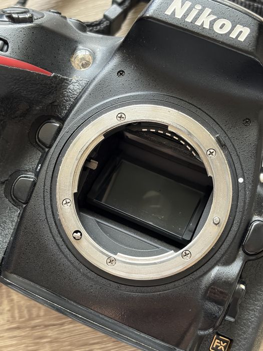 Дзеркальний фотоапарат Nikon D800