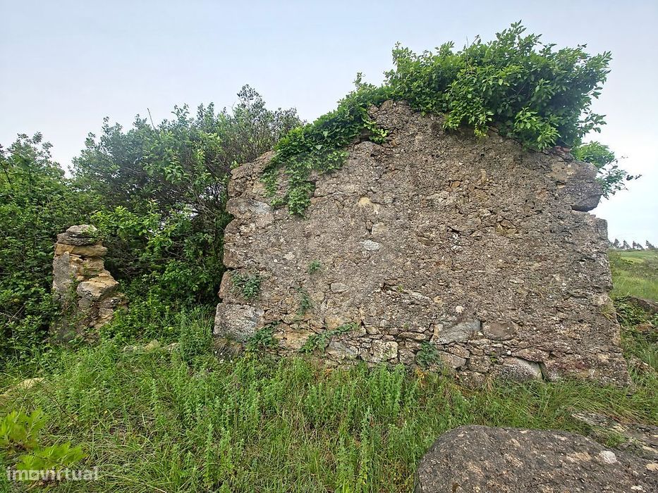 Moradia T2 para venda