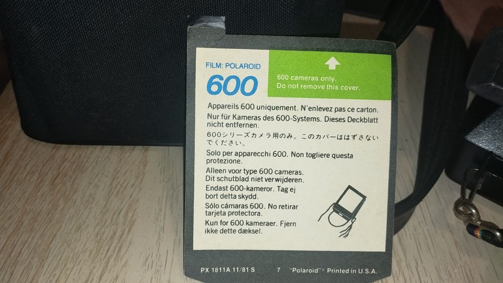 Câmera polaroid 670AF