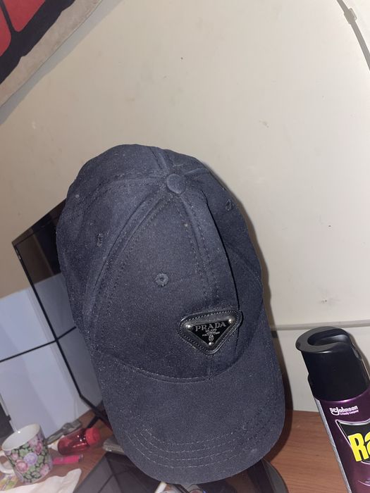 Boné da prada novo