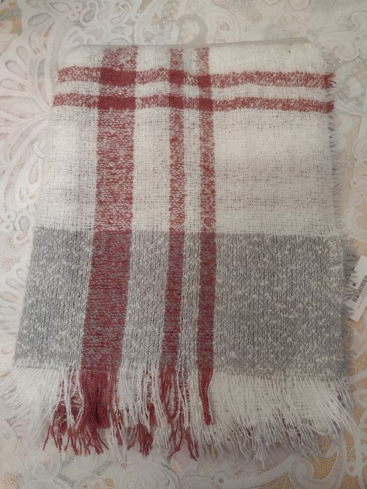 Szal NOWY 70cmx90cm v