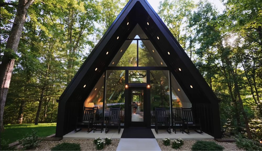 Продам домик А-Frame 75 м2 на опушке леса.