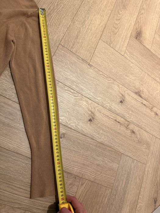Sweterek ZARA beżowy roz XL wypada M