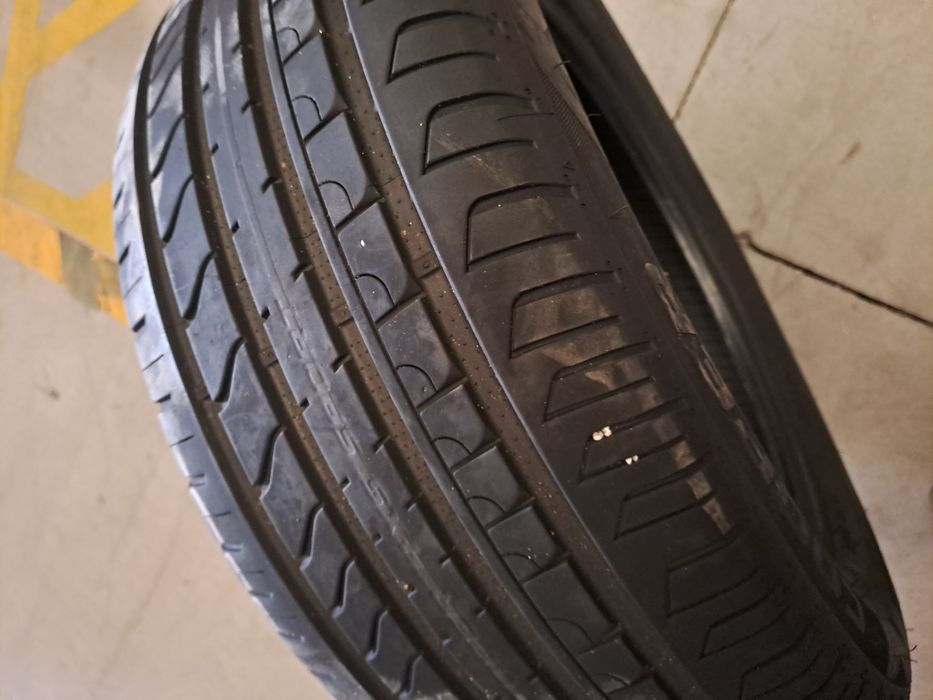 2 pneus semi novos 255/55r/18