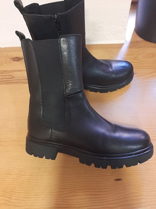 Botki damskie skórzane rozm 34 pepper