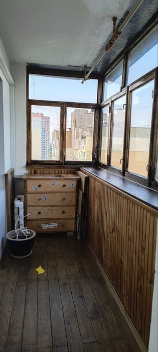 сдам 1 к. квартиру, Деснянский р.ул. Бальзака 87, видовая, теплая евро