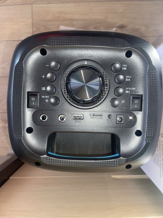 Колонка qilive с подсветкой и микрофоном