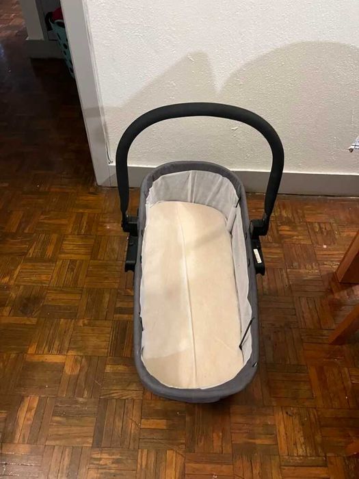 Cama / Berco de bebe 0 a 12 meses transporte