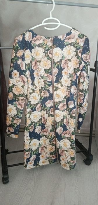 Сукня. Лакерта. Жін