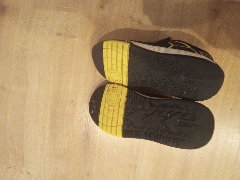Buty na dziecko sportowe Clarks r.29