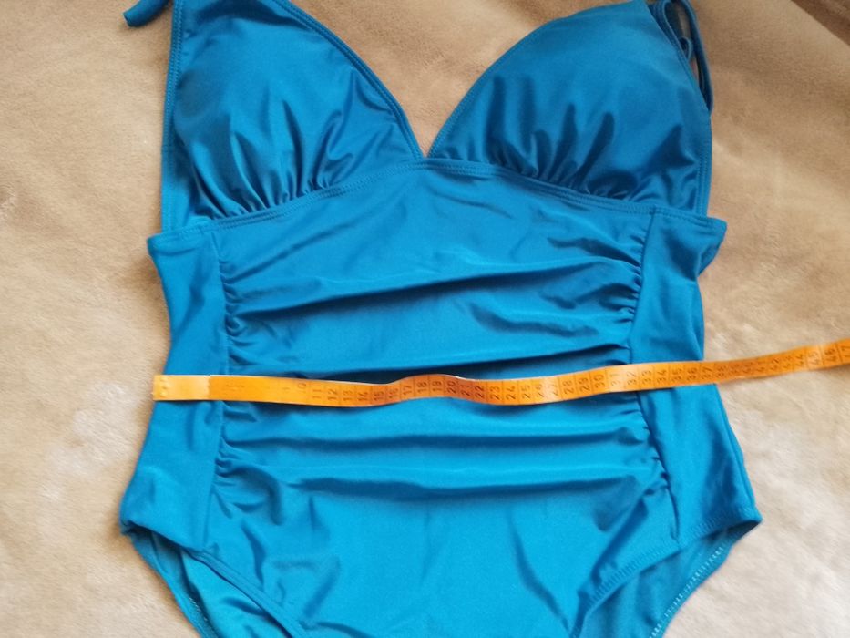 Купальник суцільний