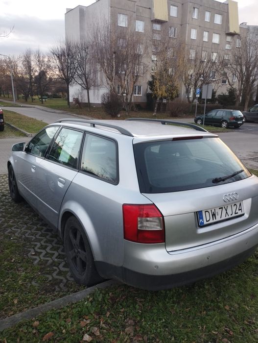 Автомобіль Ауди А4