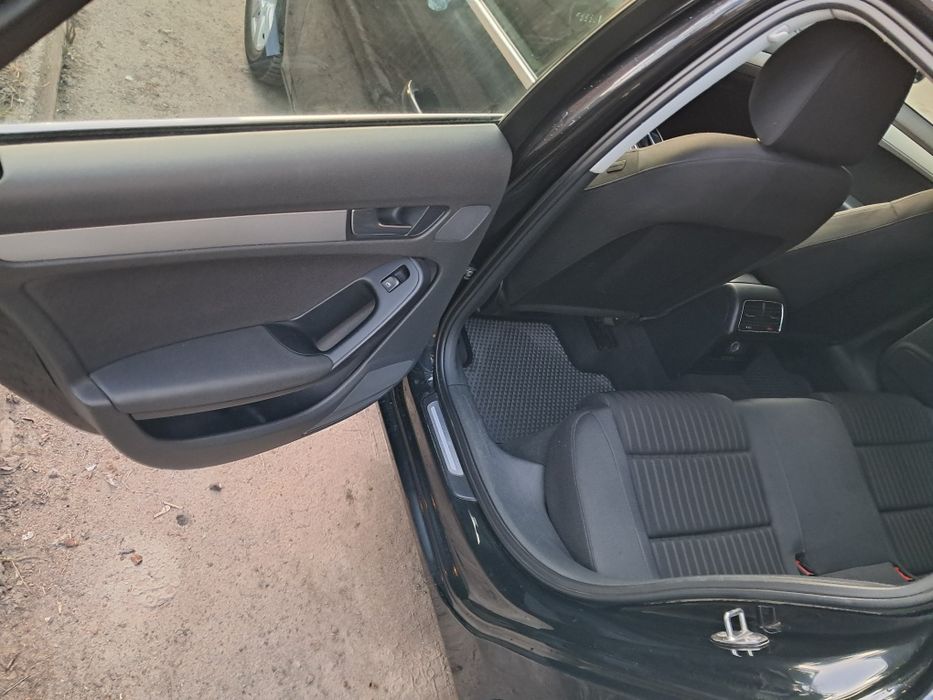 Продам audi a4b8