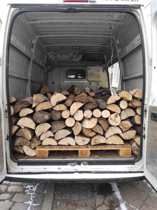Drewno kominkowe w workach