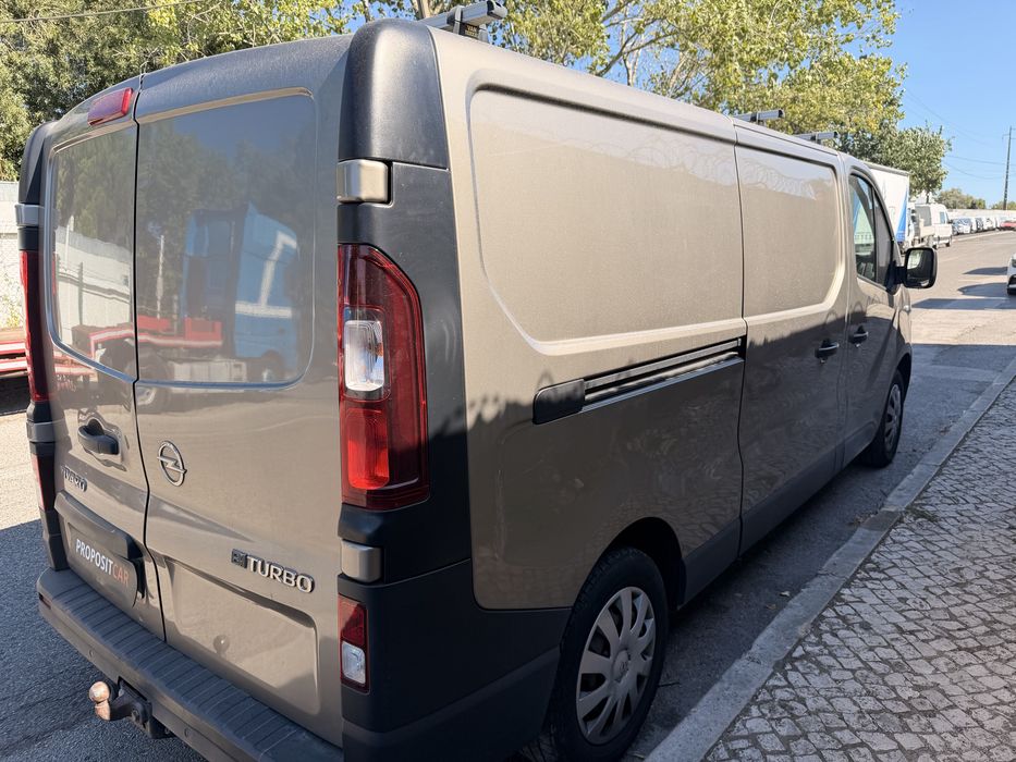 OPEL VIVARO 1.6 Cdti Bi-Turbo 2019 Com Apenas 150.000km Excelente ###OPORTUNIDADE###