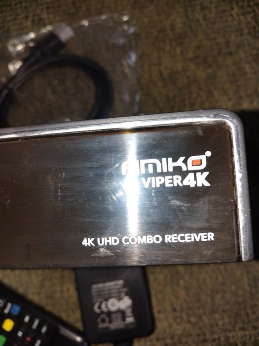 Amiko Viper 4K Combo: комбінований DVB-S2X + DVB-T2/C ресивер Linux E2