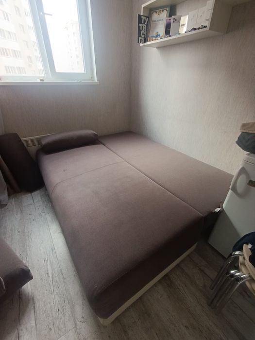 продам диван, двухместный