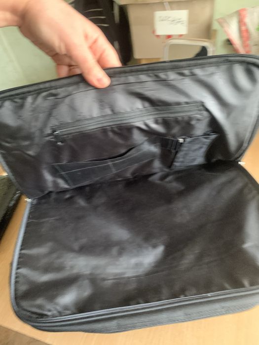 Сумки для ноутбука или документов.Торг!!