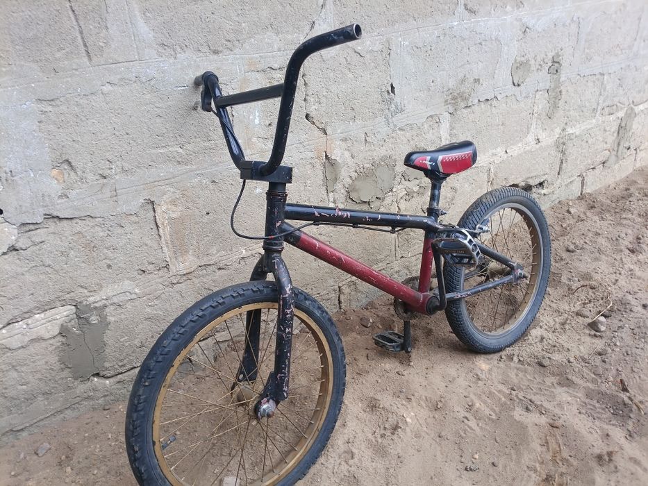 Sprzedam BMX stan średni