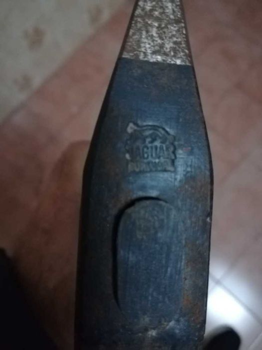 Ferramentas antigas-Picadeira  e Martelo  da antiga marca Jaguar