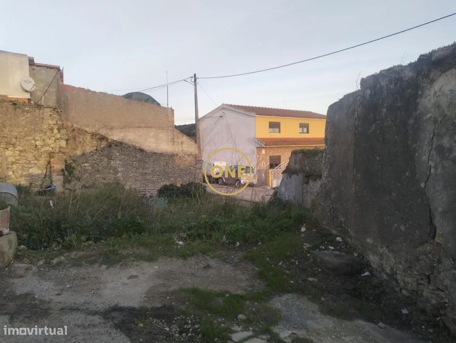 Moradia em Ruínas com Projeto Aprovado – Cachoeira, Milharado (Mafra)