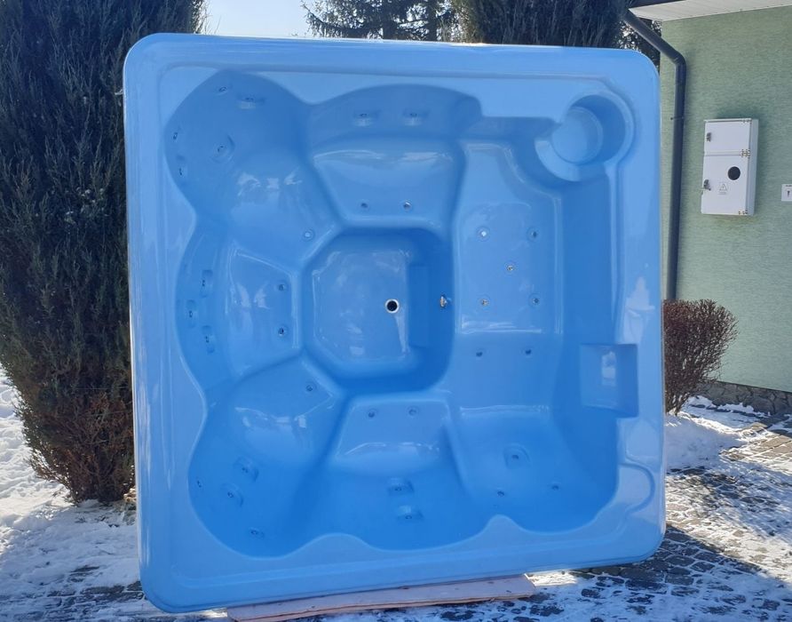 Jacuzzi HOT TUBE balia beczka basen jacuzi niecka wkład tub