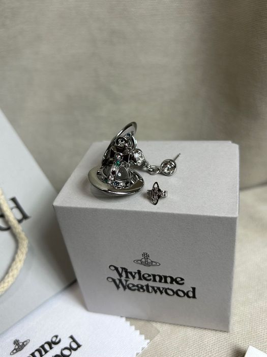 Vivienne Westwood Saturn Orb Silver Earrings оригинал сережки серьги