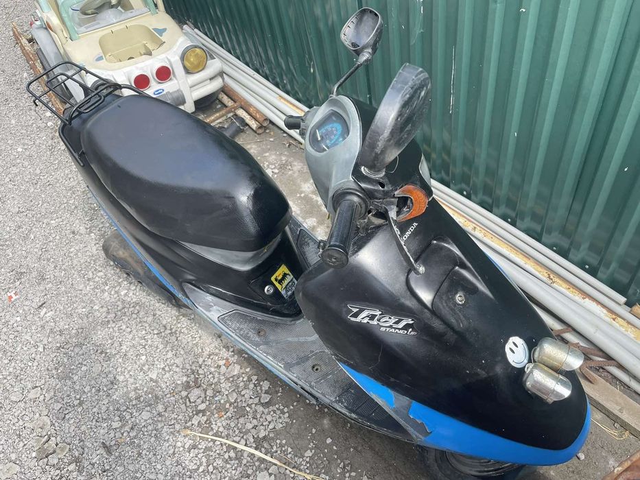Мопед Honda tact 30