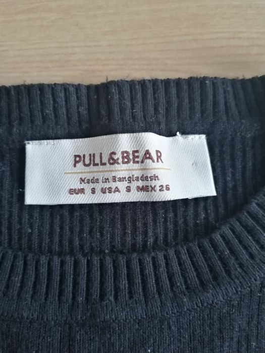 Sweterek czarny Pull&Bear S/36/8 długi rękaw