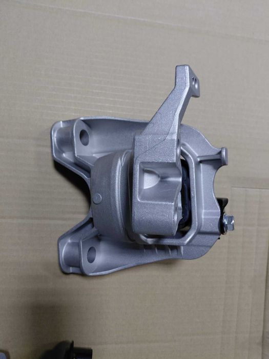 Опора подушка двигуна Ford Ecosport GN1Z-6038-C