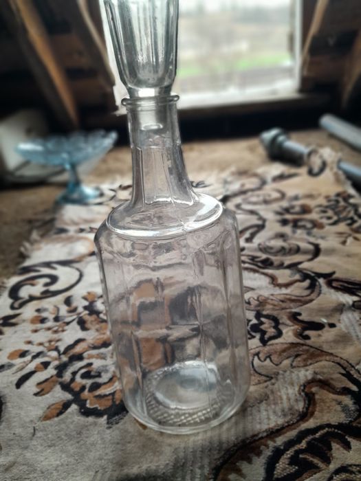 Посуд стакани тарілки інше