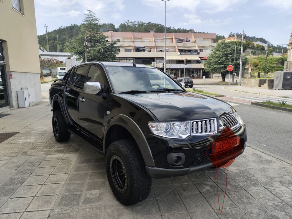 Mitsubishi L200 como nova