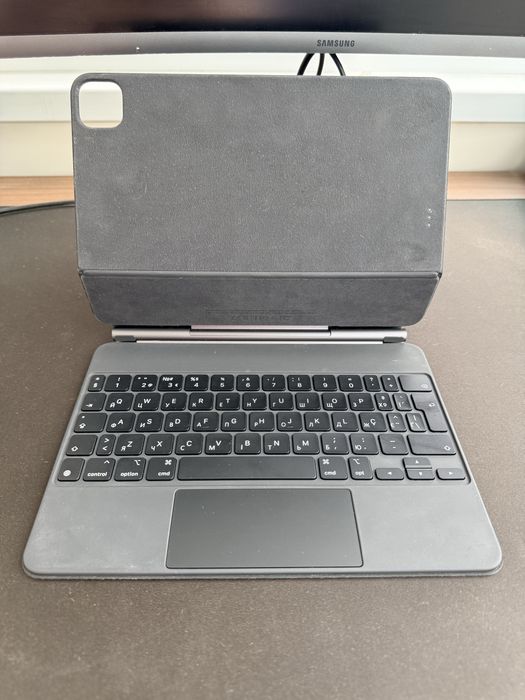 Оригінальна Apple Magic Keyboard для iPad Air 11” / iPad Pro 11”